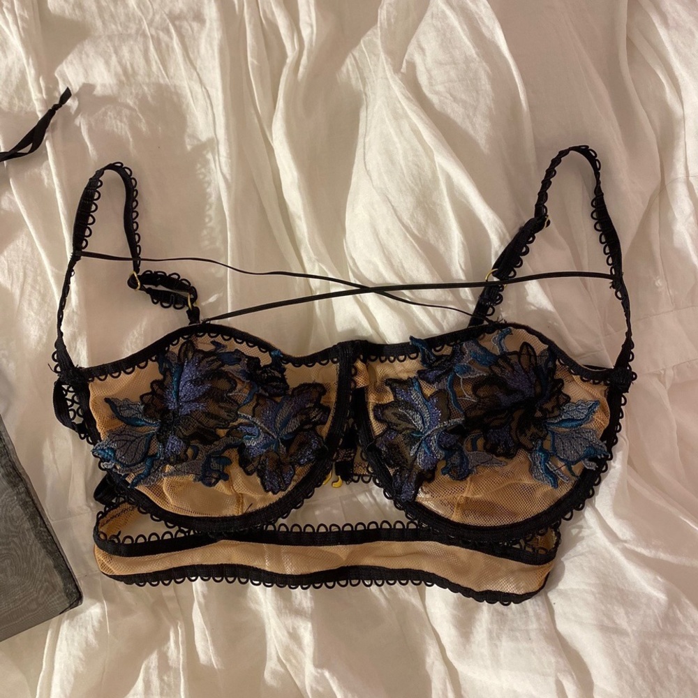 For Love and lemons appliqué bra